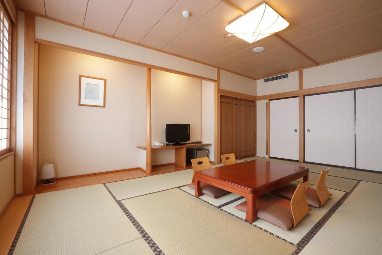 Taiheikan Fujikawaguchiko Bagian luar foto